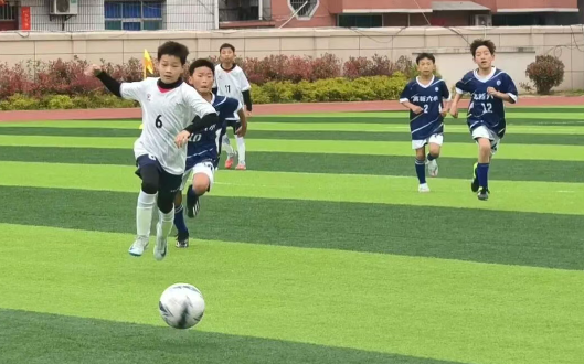 四校少年绿茵争锋！“凤堰新芽杯”校园足球邀请赛在汉阴激情开赛