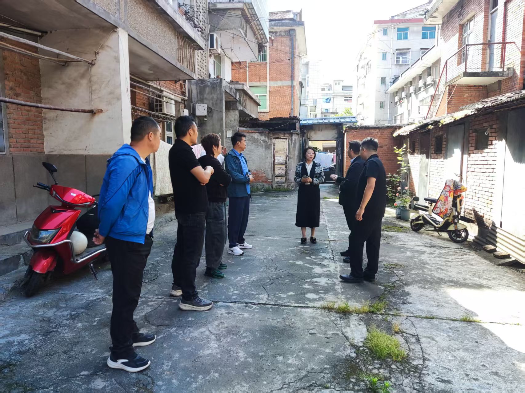 北街社区人大代表联络站助力老旧小区改造“焕”新颜