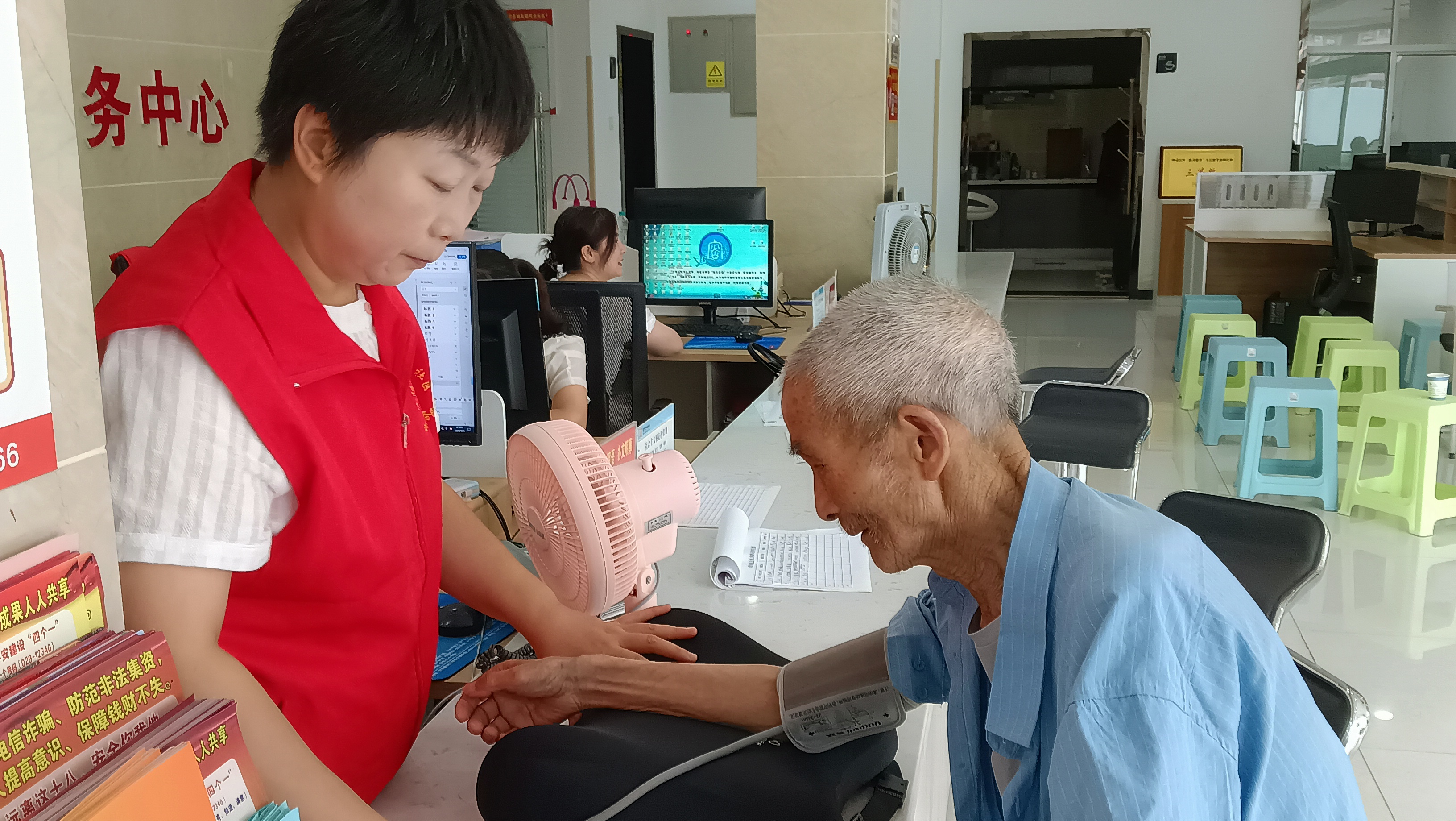 从“头”开始 向“心”而行——汉阴县城关镇凤台社区为老服务交出温情答卷