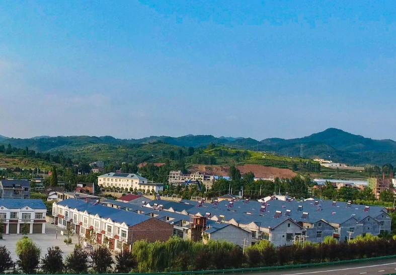 汉阴县城关镇依托“千万工程”解锁和美乡村“幸福密码”—— 景美业兴乡风淳