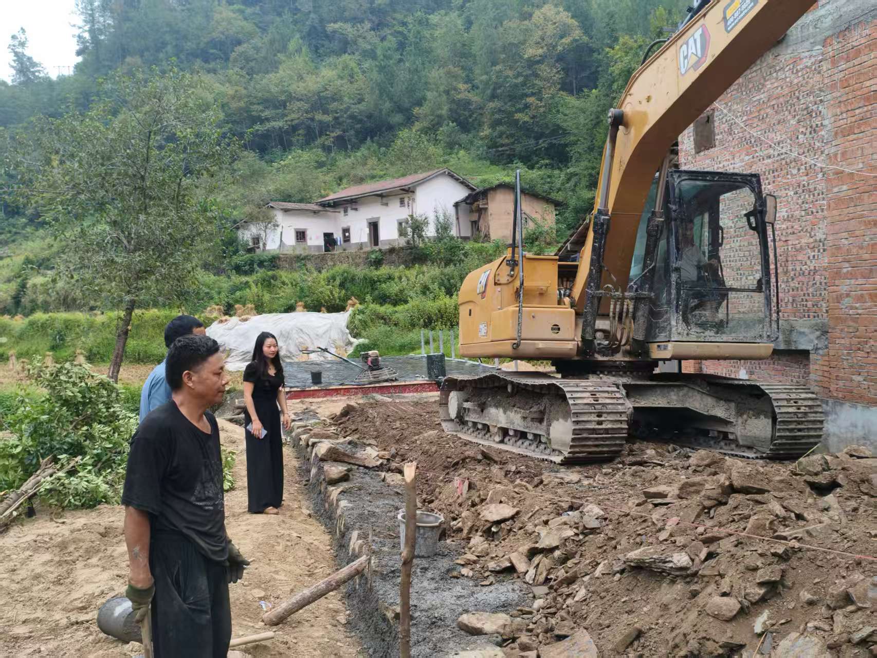 修便民慈善桥 办好民生实在事——汉阳镇松林村桥梁项目助力乡村发展